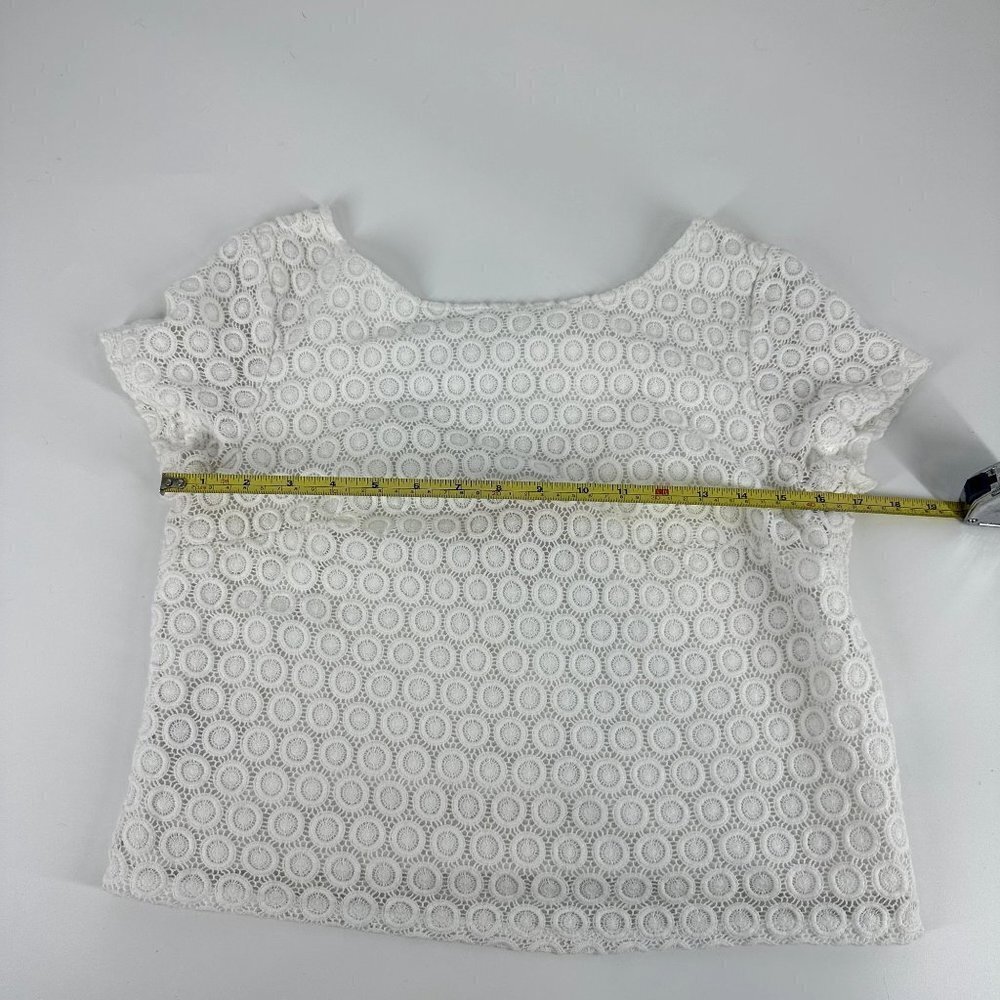 * Lilly Pulitzer for Target White Lace Eyelet Crop Top Size Medium - Picture 3 of 15